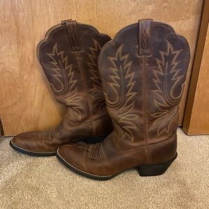 ARIAT WOMEN'S HERITAGE WESTERN BOOTS - ROUND TOE